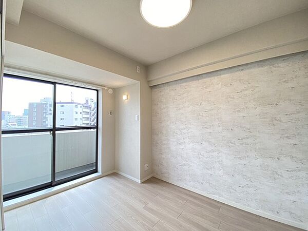 洋室を拡大表示
