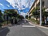 外観：前面道路含む現地写真 