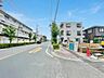 外観：前面道路含む現地写真 