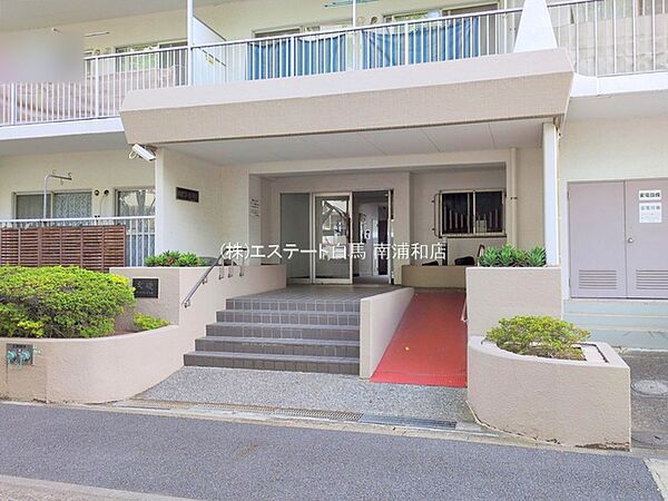 エントランスを拡大表示