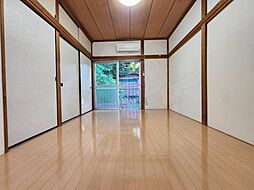 居間