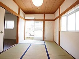 居間