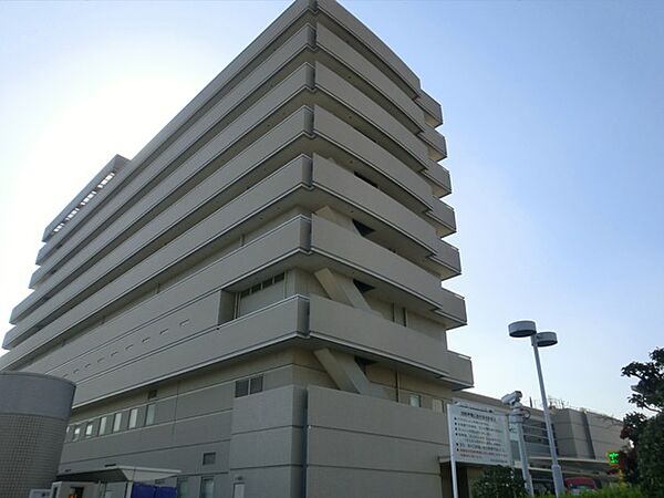 画像27:【総合病院】大阪市立十三市民病院まで213ｍ