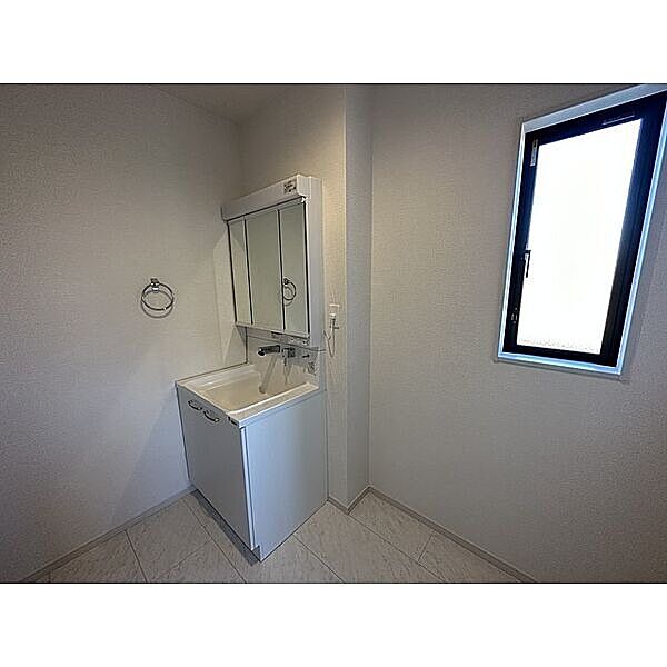 detached 東京都東村山市多摩湖町１丁目0

地図を見る