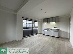 JR武蔵野線 新八柱駅 徒歩12分の賃貸マンション 1階3LDKのリビング/ダイニング