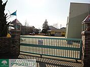 新和幼稚園 575m