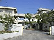 岡山市立操山中学校 699m