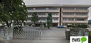 中学校「足利市立第三中学校まで1325m」