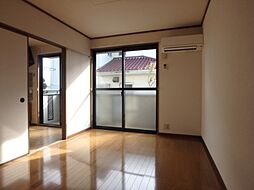 居間