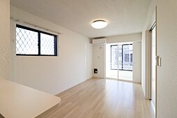 シャン・ド・フルール VIII 1階1LDKのリビング/ダイニング