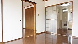居間