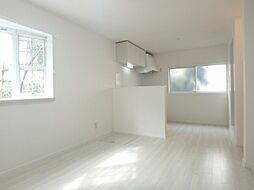 ベルコーポ B 2階1LDKのリビング/ダイニング