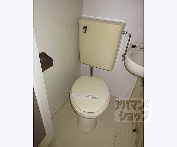 画像15:清潔感のあるトイレです