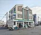 周辺：ファミリーマート 富野荘駅前店まで735m