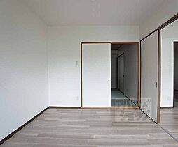 JR東海道・山陽本線 長岡京駅 徒歩7分の賃貸マンション 1階3LDKのリビング/ダイニング