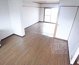 グランドール伏見 201 2階1LDKのリビング/ダイニング