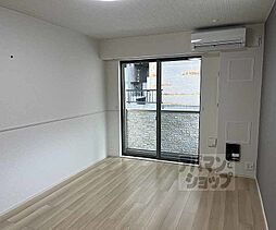 京都地下鉄東西線 東野駅 徒歩11分の賃貸アパート 2階1Kのリビング/ダイニング