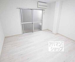 JR東海道・山陽本線 山科駅 徒歩7分の賃貸マンション 1階1Kのリビング/ダイニング