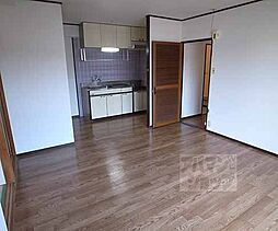 京都地下鉄東西線 東野駅 徒歩8分の賃貸マンション 4階3LDKのリビング/ダイニング