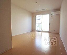 アウドムラ 102 1階1Kのリビング/ダイニング