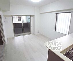 メゾン　ノワール 105 1階1LDKのリビング/ダイニング