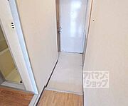 玄関です。広々としています。