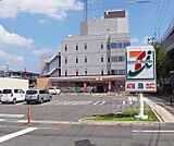 セブンイレブン西内畑町店まで230m