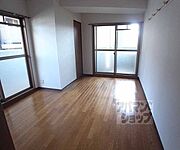 広々としたお部屋です。