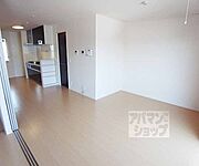 洋室と繋がればかなり広く使えます。