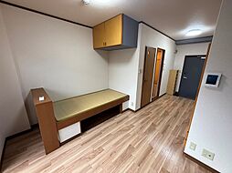 居間