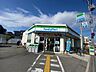 周辺：ファミリーマート 西難波町店（476m）