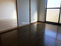 居間