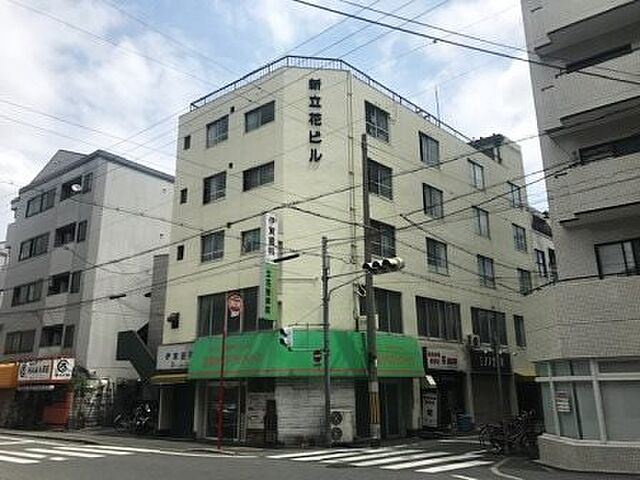 2 / 22