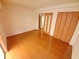 シャルマンドミール 101 1階1Kのリビング/ダイニング