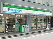 ファミリーマート小伝馬町 281m