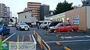 セブンイレブン新宿下落合駅北店 徒歩6分。 410m