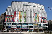 ヨドバシAkiba 徒歩9分。 660m
