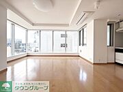 リビングダイニング約14.3帖