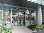 ローソンTHE　KAITEKIビル店 徒歩7分。コンビニ 530m