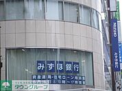 みずほ銀行 190m
