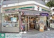 セブンイレブン日本橋久松町店 徒歩2分。 120m