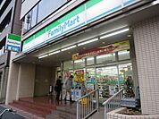 ファミリーマート台東1丁目店 178m