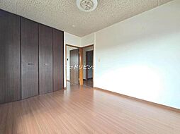 第5コンクラマンション 305 2階2DKのリビング/ダイニング