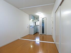 ロワールレジデンス 6番館  ｜ 栃木県宇都宮市若松原1丁目（賃貸マンション1LDK・1階・38.88㎡） その3