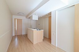 カルテット元今泉 II 1階1LDKのリビング/ダイニング