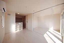 ソレイユ・ドミュール 305 3階2LDKのリビング/ダイニング