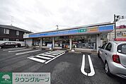 ローソン上尾瓦葺店 徒歩15分。コンビニ 1140m