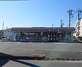 ミニストップ 吹上富士見店 徒歩9分。 690m