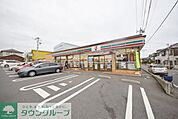 セブンイレブンさいたま七里店 徒歩13分。コンビニ 1000m