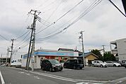 ローソンさいたま宮原1丁目店 徒歩10分。 730m